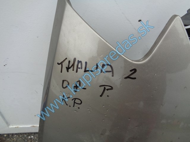 pravý predný blatník na renault tháliu II